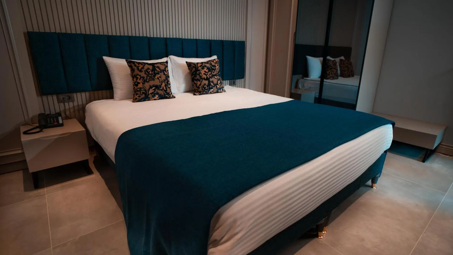 Sam Hotel Анталья
